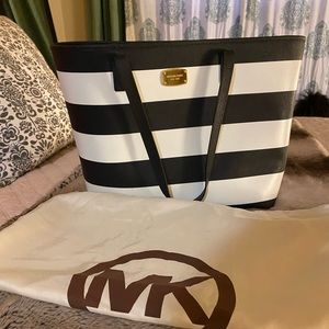 Michael Kors Tote